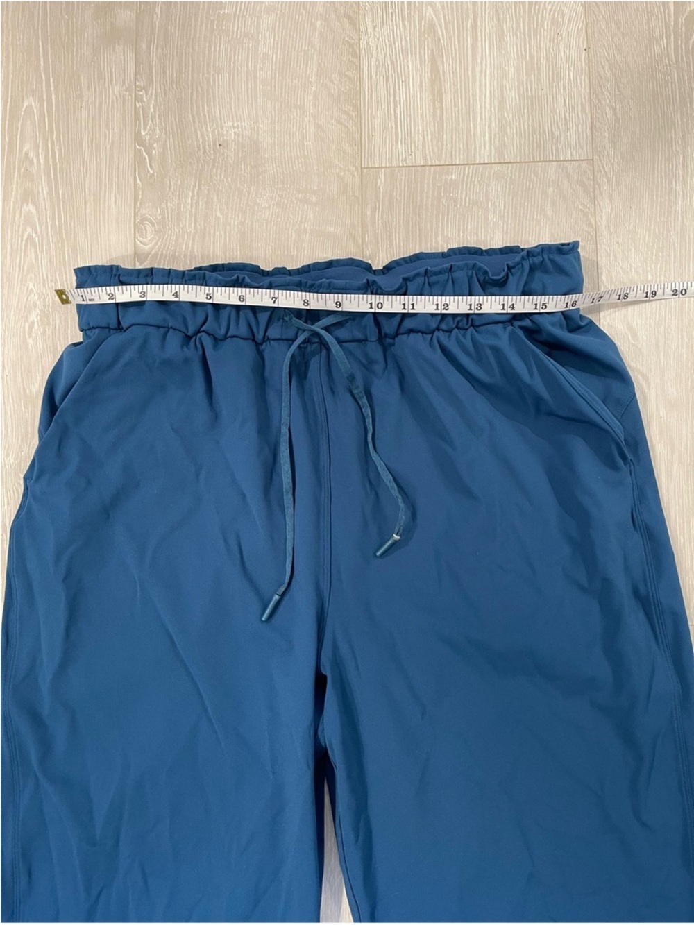 Lululemon Keep Moving Crop *High Rise, 23" Blue Borealis size 12 - Picture 9 of 16